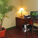 Battlefield Inn & Suites 